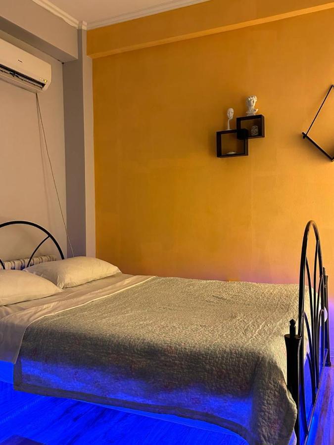 1-Room Apart. 21 On Usenbaeva 52 Near Eurasia Shopping Center Бишкек Экстерьер фото