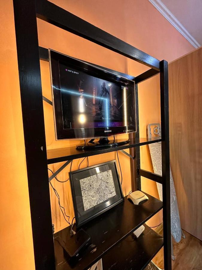 1-Room Apart. 21 On Usenbaeva 52 Near Eurasia Shopping Center Бишкек Экстерьер фото