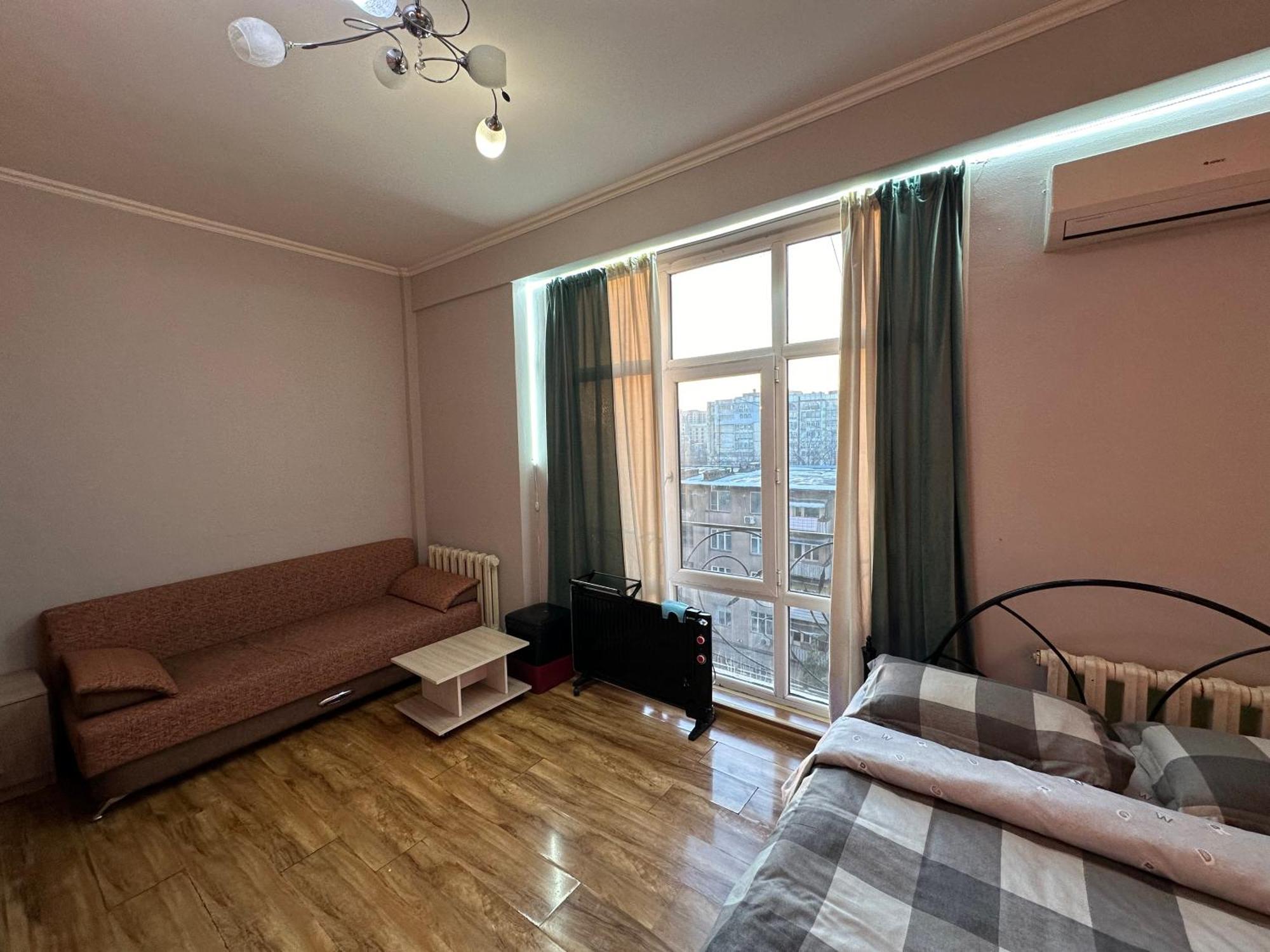 1-Room Apart. 21 On Usenbaeva 52 Near Eurasia Shopping Center Бишкек Экстерьер фото