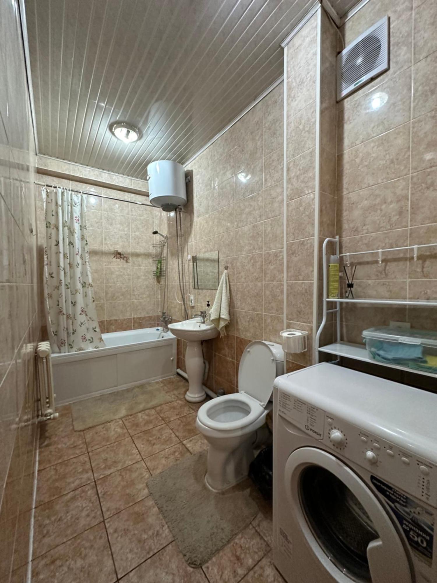 1-Room Apart. 21 On Usenbaeva 52 Near Eurasia Shopping Center Бишкек Экстерьер фото